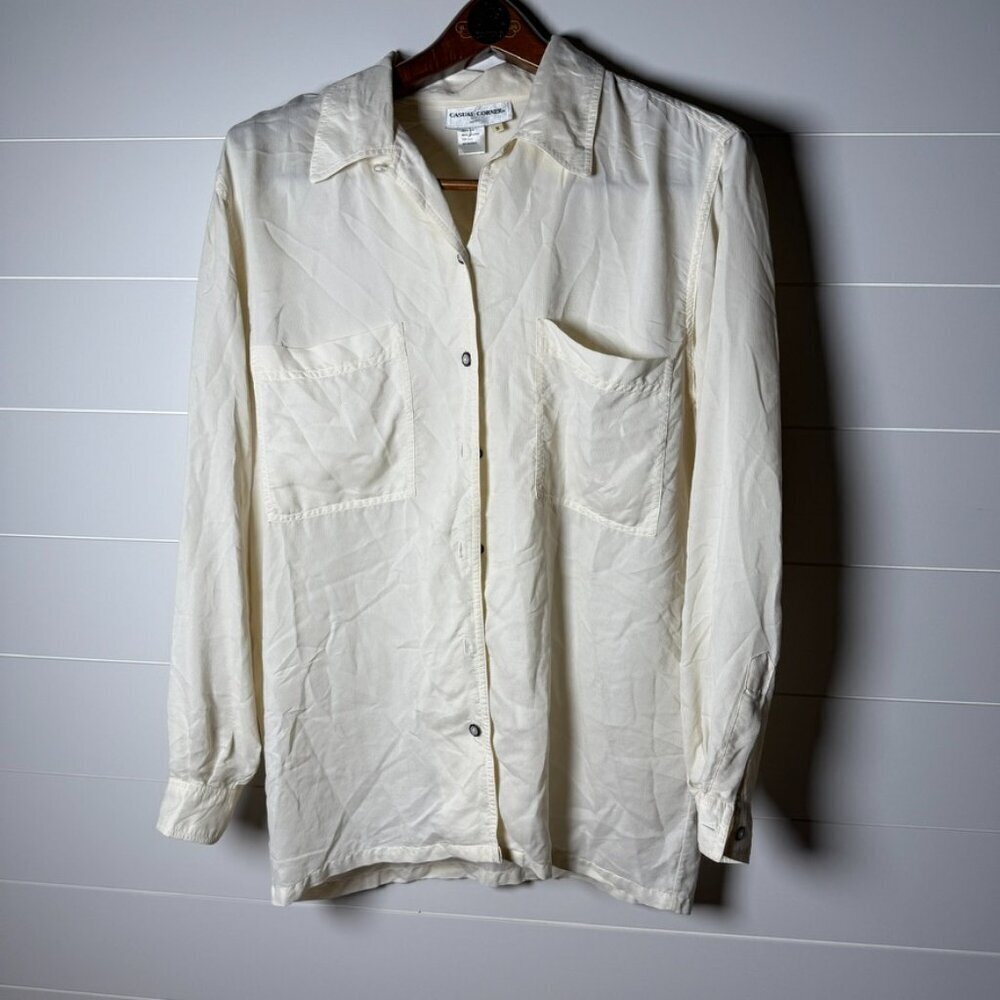 Casual Corner Women’s 100% Silk blouse - button up - Small- Ivory/Lt. Yellow